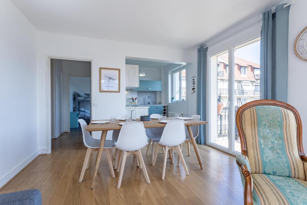 Le Carrousel - Appartement Avec Studio Attenant Deauville Exteriör bild
